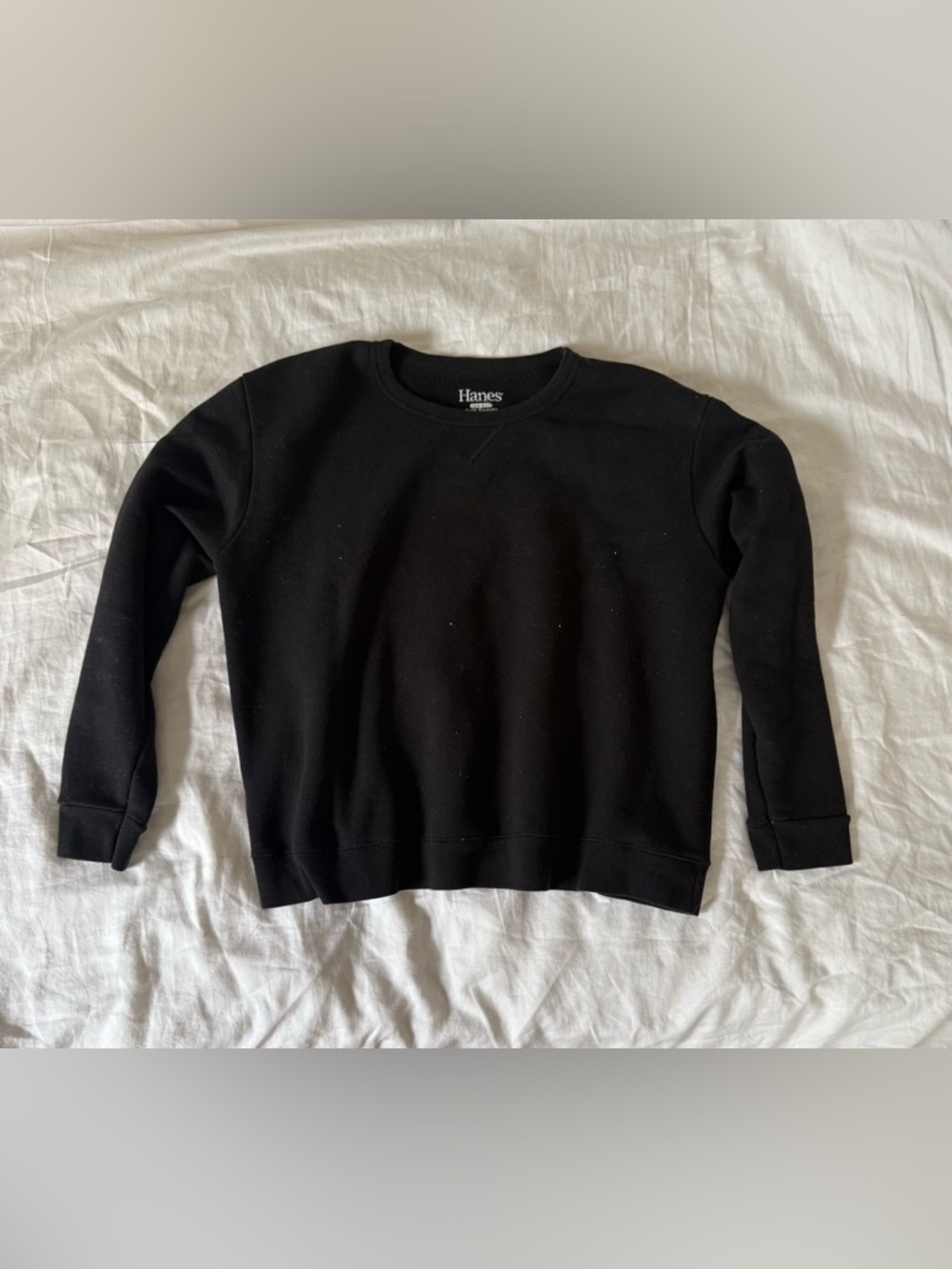 Hanes Women's Black Crewneck Sweatshirt